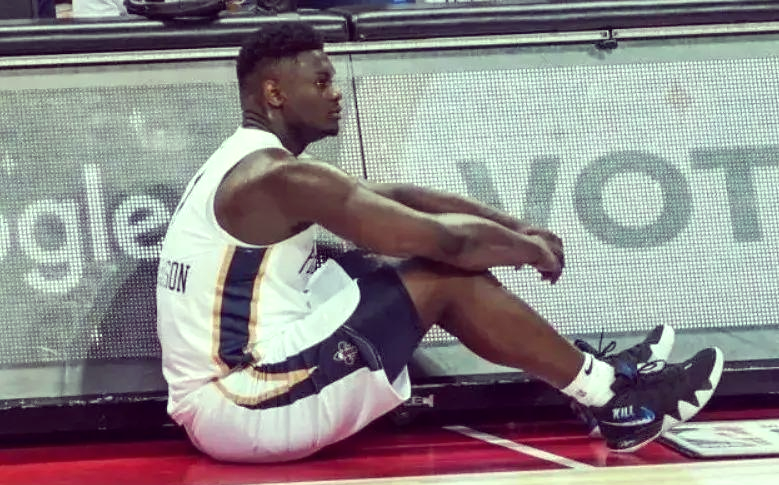 半岛体育官网-曼联巨星伤愈复出即破门，全场球迷沸腾，介绍密码.-半岛体育官网